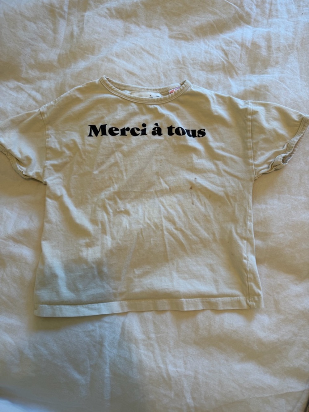Zara Cream Kids Tee with Black "Merci à tous" Graphic 4T